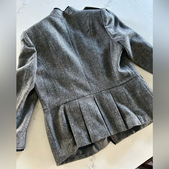 LOFT Grey Button Up Blazer - Women’s Size 8 - Picture 2 of 3